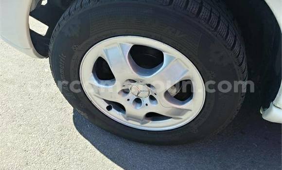 Acheter Occasion Voiture Mercedes‒Benz ML–Class Blanc à Yaoundé, Central Cameroon Acheter Occasion Voiture Mercedes‒Benz ML–Class Blanc à Yaoundé, Central Cameroon