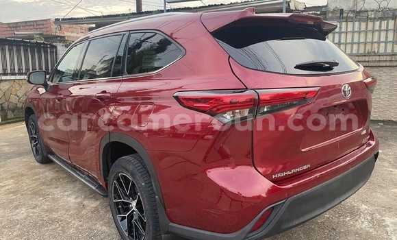 Acheter Neuf Voiture Toyota Highlander Rouge à Douala, Littoral Cameroon Acheter Neuf Voiture Toyota Highlander Rouge à Douala, Littoral Cameroon