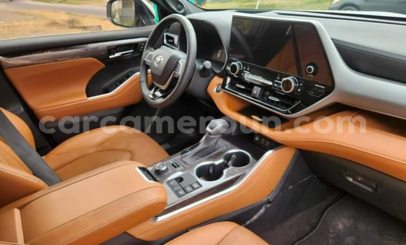 Acheter Neuf Voiture Toyota Highlander Blanc à Douala, Littoral Cameroon Acheter Neuf Voiture Toyota Highlander Blanc à Douala, Littoral Cameroon