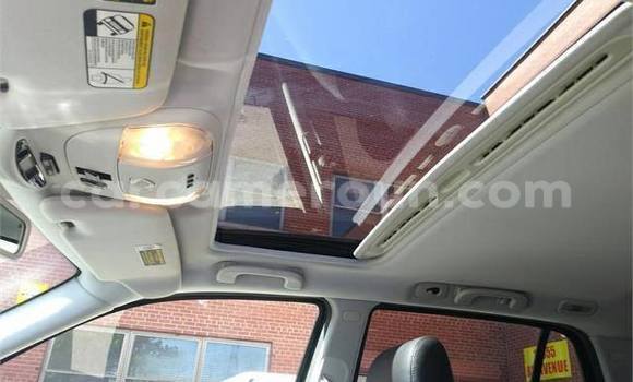 Acheter Occasion Voiture Mercedes‒Benz ML–Class Blanc à Yaoundé, Central Cameroon Acheter Occasion Voiture Mercedes‒Benz ML–Class Blanc à Yaoundé, Central Cameroon