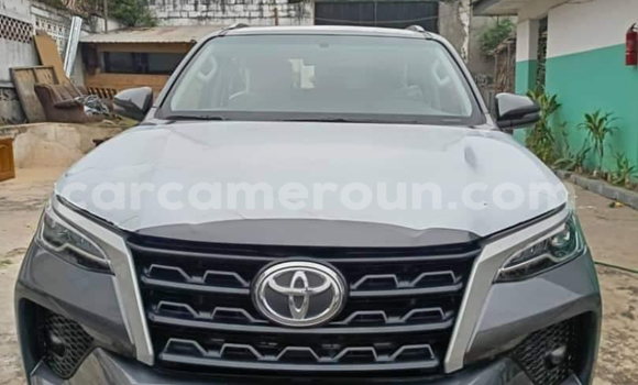 Acheter Neuf Voiture Toyota Fortuner Autre à Douala, Littoral Cameroon Acheter Neuf Voiture Toyota Fortuner Autre à Douala, Littoral Cameroon