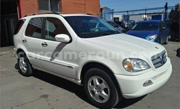 Acheter Occasion Voiture Mercedes‒Benz ML–Class Blanc à Yaoundé, Central Cameroon Acheter Occasion Voiture Mercedes‒Benz ML–Class Blanc à Yaoundé, Central Cameroon