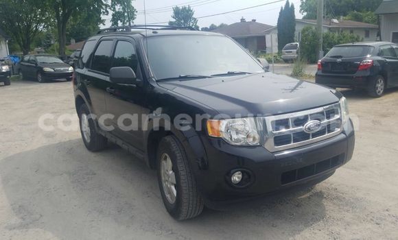 Sayi Na hannu Ford Escape Black Mota in Yaounde a Babban Kamaru