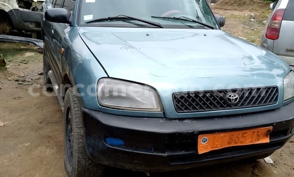 Sayi Na hannu Toyota RAV4 Sauran Mota in Douala a Ƙasar Kamaru