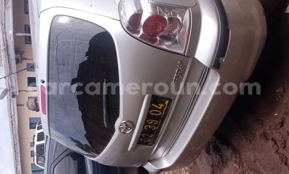 Acheter Neuf Voiture Toyota Corolla Verso Gris à Douala, Littoral Cameroon Acheter Neuf Voiture Toyota Corolla Verso Gris à Douala, Littoral Cameroon