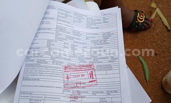 Acheter Neuf Voiture Toyota Corolla Verso Gris à Douala, Littoral Cameroon Acheter Neuf Voiture Toyota Corolla Verso Gris à Douala, Littoral Cameroon