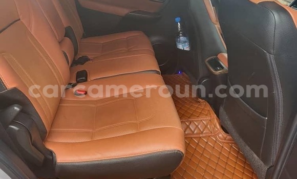 Sayi Sabo Toyota Fortuner Sauran Mota in Yaounde a Babban Kamaru Sayi Sabo Toyota Fortuner Sauran Mota in Yaounde a Babban Kamaru