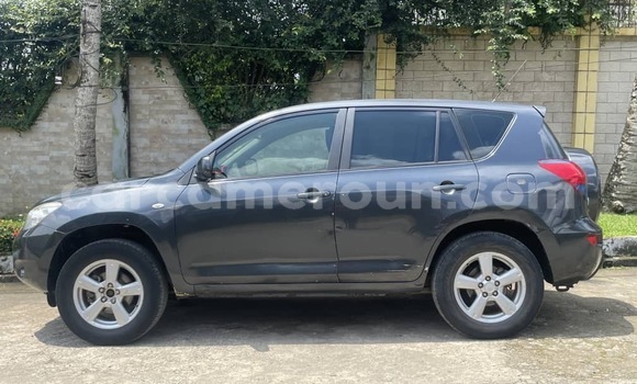 Acheter Occasion Voiture Toyota RAV4 Autre à Douala, Littoral Cameroon Acheter Occasion Voiture Toyota RAV4 Autre à Douala, Littoral Cameroon