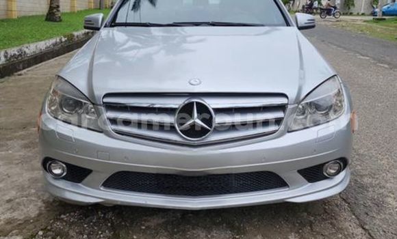 Sayi Na hannu Mercedes-Benz C-Classe Sauran Mota in Douala a Ƙasar Kamaru