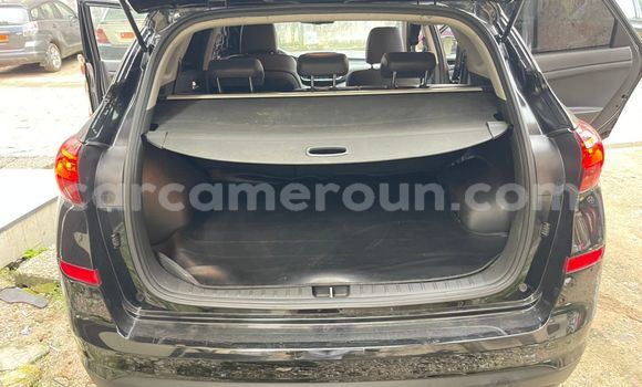 Sayi Na hannu Hyundai Tucson Black Mota in Douala a Ƙasar Kamaru Sayi Na hannu Hyundai Tucson Black Mota in Douala a Ƙasar Kamaru
