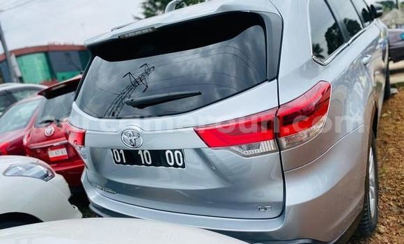 Acheter Occasion Voiture Toyota Highlander Autre à Douala, Littoral Cameroon Acheter Occasion Voiture Toyota Highlander Autre à Douala, Littoral Cameroon