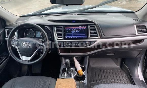 Acheter Occasion Voiture Toyota Highlander Autre à Douala, Littoral Cameroon Acheter Occasion Voiture Toyota Highlander Autre à Douala, Littoral Cameroon