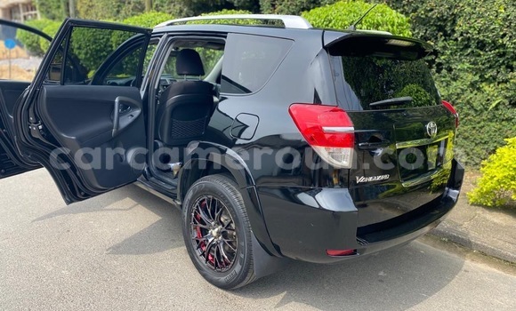 Acheter Neuf Voiture Toyota Vanguard Noir à Douala, Littoral Cameroon Acheter Neuf Voiture Toyota Vanguard Noir à Douala, Littoral Cameroon