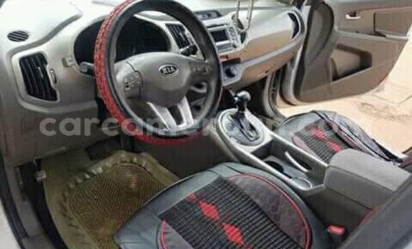 Sayi Na hannu Kia Sportage Azurfa Mota in Yaounde a Babban Kamaru Sayi Na hannu Kia Sportage Azurfa Mota in Yaounde a Babban Kamaru