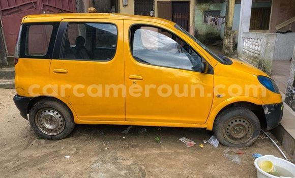 Sayi Na hannu Toyota Yaris Sauran Mota in Douala a Ƙasar Kamaru