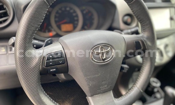 Buy New Toyota Vanguard White Car in Douala in Littoral Cameroon Buy New Toyota Vanguard White Car in Douala in Littoral Cameroon