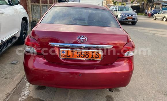 Sayi Na hannu Toyota Yaris Red Mota in Douala a Ƙasar Kamaru Sayi Na hannu Toyota Yaris Red Mota in Douala a Ƙasar Kamaru
