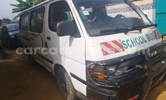 Buy Used Toyota Hiace White Car in Douala in Littoral Cameroon Buy Used Toyota Hiace White Car in Douala in Littoral Cameroon