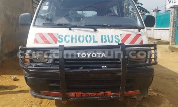 Buy Used Toyota Hiace White Car in Douala in Littoral Cameroon Buy Used Toyota Hiace White Car in Douala in Littoral Cameroon