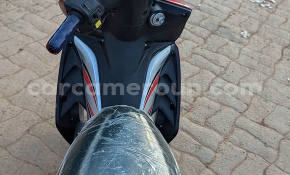 Acheter Occasion Moto Haojue Lucky Rouge à Douala, Littoral Cameroon Acheter Occasion Moto Haojue Lucky Rouge à Douala, Littoral Cameroon