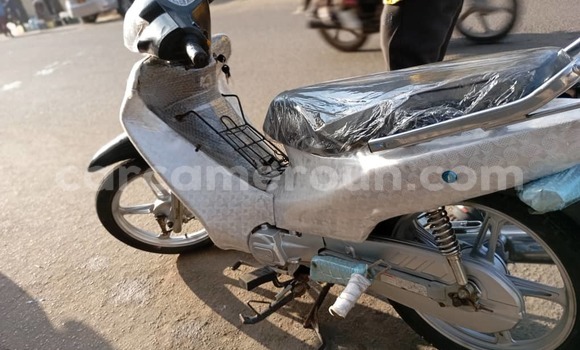 Acheter Occasion Moto Haojue Lucky Noir à Douala, Littoral Cameroon Acheter Occasion Moto Haojue Lucky Noir à Douala, Littoral Cameroon