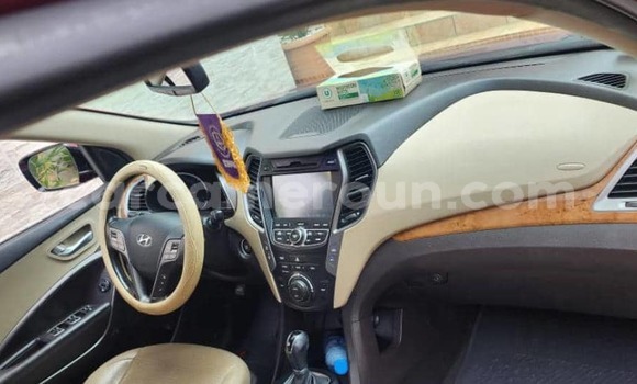 Acheter Occasion Voiture Hyundai Santa Fe Rouge à Douala, Littoral Cameroon Acheter Occasion Voiture Hyundai Santa Fe Rouge à Douala, Littoral Cameroon