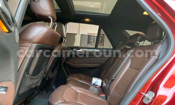 Acheter Occasion Voiture Mercedes‒Benz ML–Class Rouge à Douala, Littoral Cameroon Acheter Occasion Voiture Mercedes‒Benz ML–Class Rouge à Douala, Littoral Cameroon