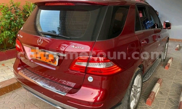 Acheter Occasion Voiture Mercedes‒Benz ML–Class Rouge à Douala, Littoral Cameroon Acheter Occasion Voiture Mercedes‒Benz ML–Class Rouge à Douala, Littoral Cameroon