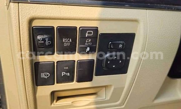 Acheter Occasion Voiture Toyota Land Cruiser Prado Blanc à Douala, Littoral Cameroon Acheter Occasion Voiture Toyota Land Cruiser Prado Blanc à Douala, Littoral Cameroon