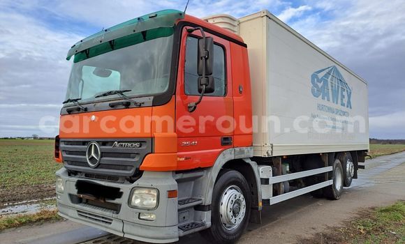 Sayi Imported Mercedes‒Benz Atego Sauran Babbar mota in Douala a Ƙasar Kamaru Sayi Imported Mercedes‒Benz Atego Sauran Babbar mota in Douala a Ƙasar Kamaru
