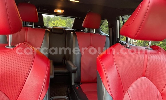 Buy Import Toyota Highlander White Car in Douala in Littoral Cameroon Buy Import Toyota Highlander White Car in Douala in Littoral Cameroon