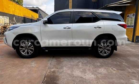 Buy Import Toyota Fortuner White Car in Douala in Littoral Cameroon Buy Import Toyota Fortuner White Car in Douala in Littoral Cameroon