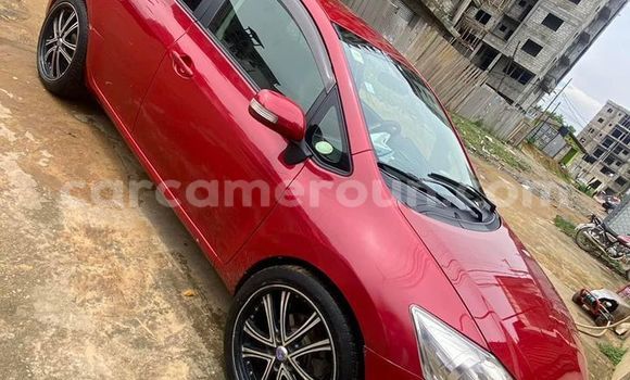 Acheter Occasion Voiture Toyota Auris Rouge à Douala, Littoral Cameroon