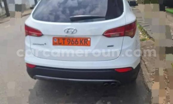 Sayi Na hannu Hyundai Santa Fe White Mota in Douala a Ƙasar Kamaru Sayi Na hannu Hyundai Santa Fe White Mota in Douala a Ƙasar Kamaru