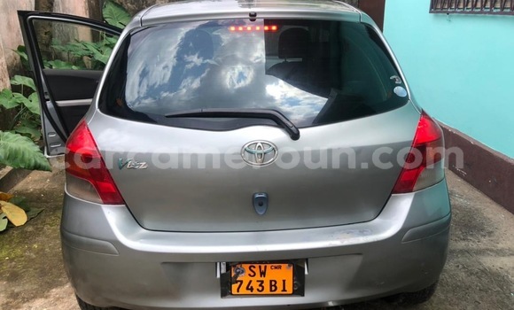 Acheter Occasion Voiture Toyota Vitz Gris à Douala, Littoral Cameroon Acheter Occasion Voiture Toyota Vitz Gris à Douala, Littoral Cameroon
