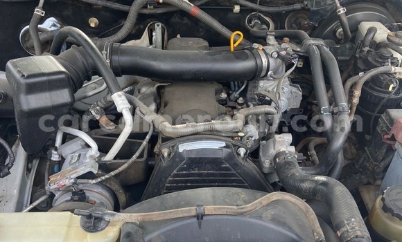 Sayi Na hannu Toyota Hilux White Mota in Douala a Ƙasar Kamaru Sayi Na hannu Toyota Hilux White Mota in Douala a Ƙasar Kamaru