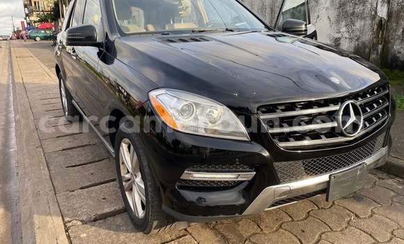 Buy Import Mercedes‒Benz M–Class White Car in Douala in Littoral Cameroon Buy Import Mercedes‒Benz M–Class White Car in Douala in Littoral Cameroon