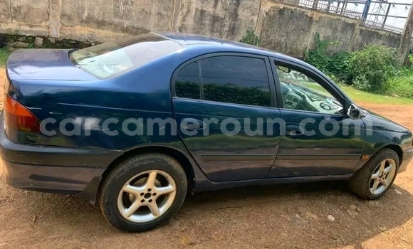 Sayi Na hannu Toyota Avensis Sauran Mota in Douala a Ƙasar Kamaru Sayi Na hannu Toyota Avensis Sauran Mota in Douala a Ƙasar Kamaru
