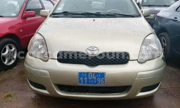 Sayi Na hannu Toyota Yaris Sauran Mota in Yaounde a Babban Kamaru Sayi Na hannu Toyota Yaris Sauran Mota in Yaounde a Babban Kamaru
