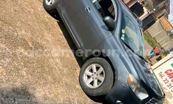Sayi Na hannu Toyota Highlander Sauran Mota in Douala a Ƙasar Kamaru Sayi Na hannu Toyota Highlander Sauran Mota in Douala a Ƙasar Kamaru