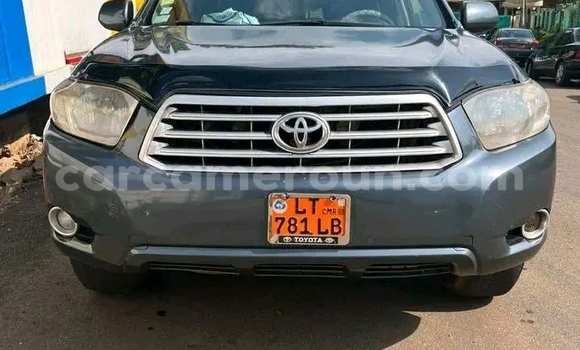 Sayi Na hannu Toyota Highlander Sauran Mota in Douala a Ƙasar Kamaru Sayi Na hannu Toyota Highlander Sauran Mota in Douala a Ƙasar Kamaru