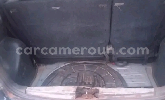 Sayi Na hannu Toyota Yaris Sauran Mota in Douala a Ƙasar Kamaru Sayi Na hannu Toyota Yaris Sauran Mota in Douala a Ƙasar Kamaru