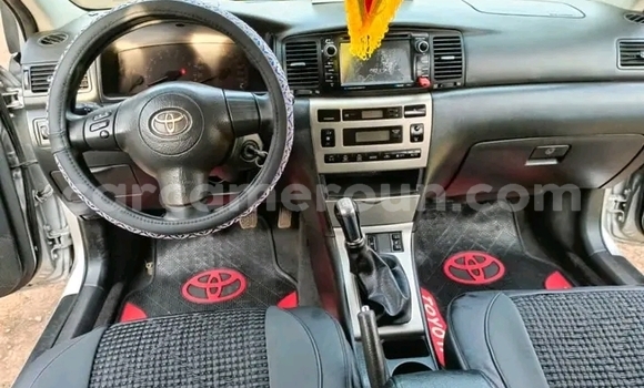 Sayi Na hannu Toyota Corolla Sauran Mota in Douala a Ƙasar Kamaru Sayi Na hannu Toyota Corolla Sauran Mota in Douala a Ƙasar Kamaru