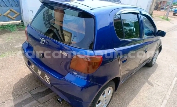 Sayi Na hannu Toyota Yaris Blue Mota in Douala a Ƙasar Kamaru Sayi Na hannu Toyota Yaris Blue Mota in Douala a Ƙasar Kamaru