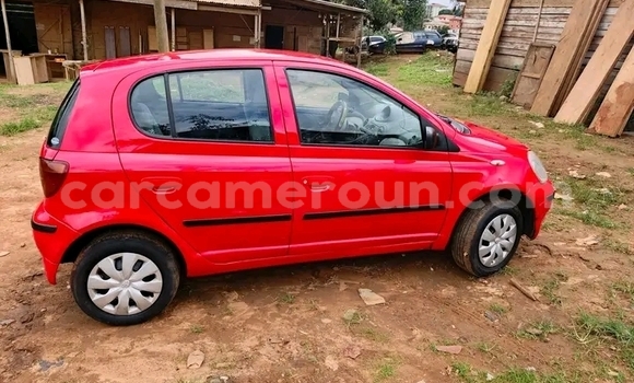 Sayi Na hannu Toyota Yaris Red Mota in Douala a Ƙasar Kamaru Sayi Na hannu Toyota Yaris Red Mota in Douala a Ƙasar Kamaru