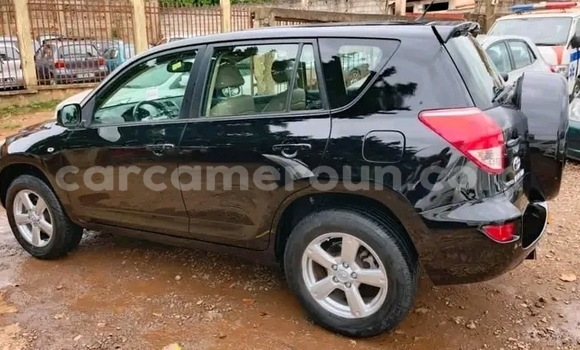 Acheter Occasion Voiture Toyota RAV4 Noir à Douala, Littoral Cameroon