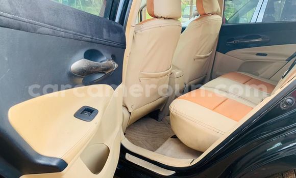 Sayi Na hannu Toyota Blade Black Mota in Douala a Ƙasar Kamaru Sayi Na hannu Toyota Blade Black Mota in Douala a Ƙasar Kamaru