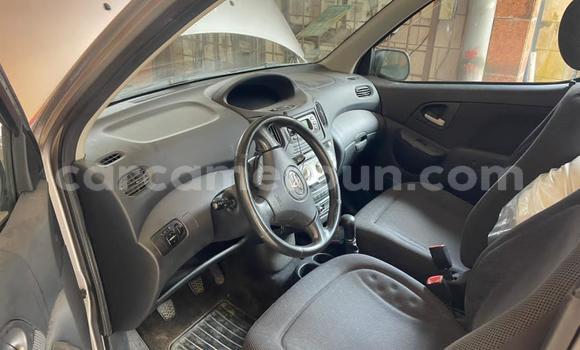 Sayi Na hannu Toyota Yaris Verso Brown Mota in Douala a Ƙasar Kamaru Sayi Na hannu Toyota Yaris Verso Brown Mota in Douala a Ƙasar Kamaru