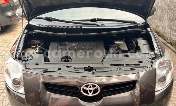 Sayi Imported Toyota Auris Black Mota in Douala a Ƙasar Kamaru Sayi Imported Toyota Auris Black Mota in Douala a Ƙasar Kamaru