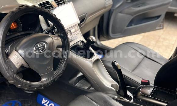Sayi Imported Toyota Auris Black Mota in Douala a Ƙasar Kamaru Sayi Imported Toyota Auris Black Mota in Douala a Ƙasar Kamaru